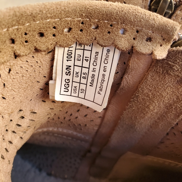 UGG Darling Seaweed perforated suede ankle women's boots 1007142 - Picture 14 of 16